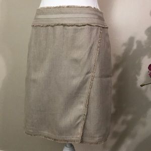 Ann Taylor tan color skirt 4 petite